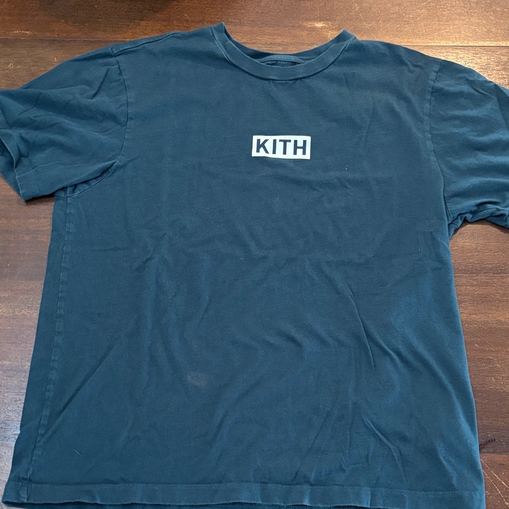 Kith Loyalty Box Logo‎ Elevation Tee